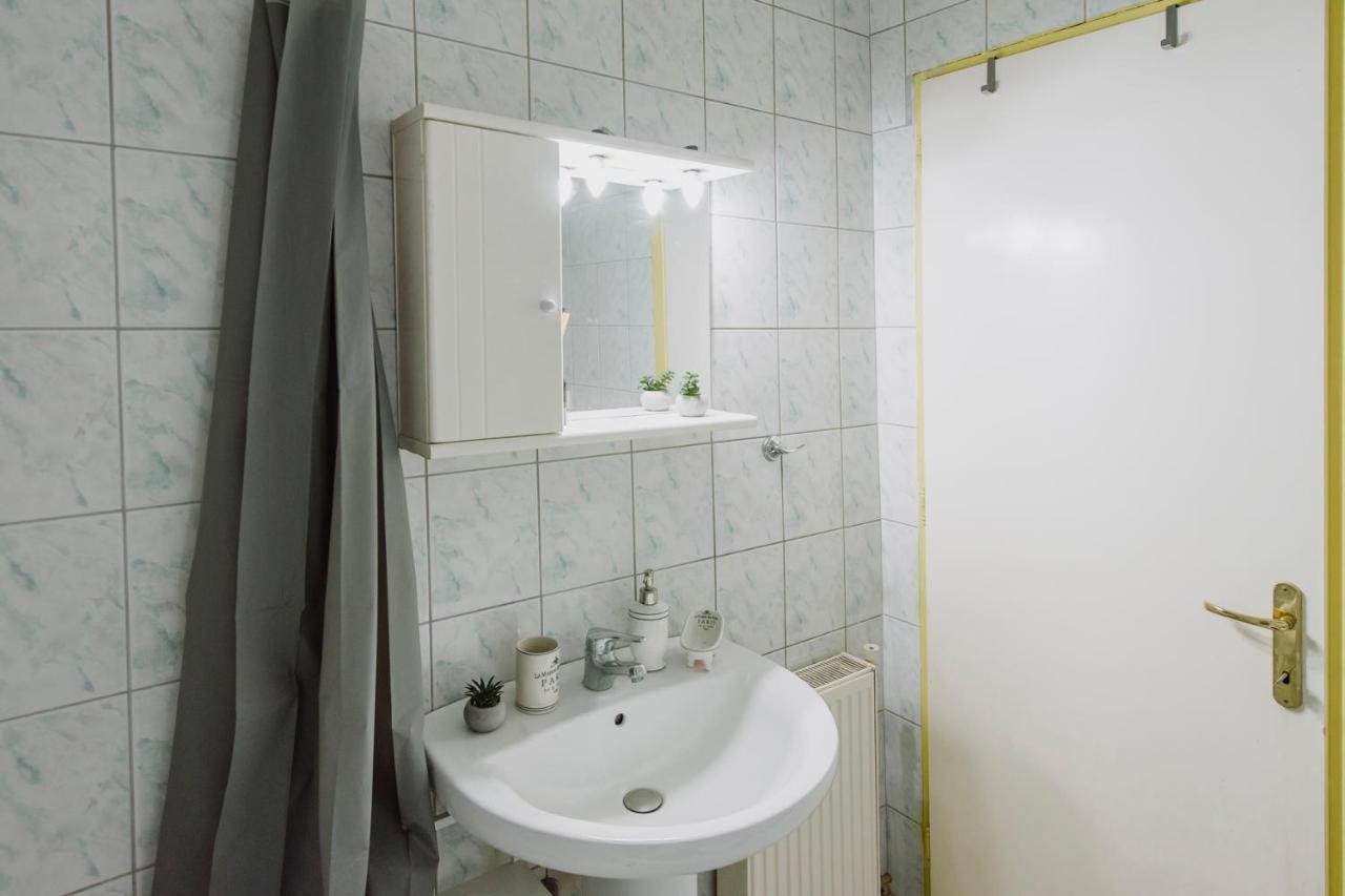 Mellow Yellow Komotini Exterior photo